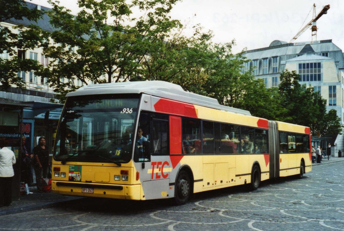 (118'706) - TEC Li�ge - Nr. 5.936/KPI-263 - Van Hool am 8. Juli 2009 in Li�ge, Place Saint-Laurent