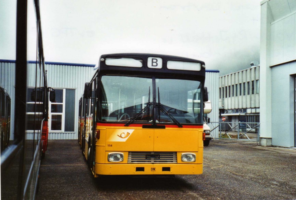 (123'427) - Buchard, Leytron - Nr. 154 - Volvo/R&J-Hess (ex TPG Gen�ve Nr. 174) am 1. Januar 2010 in Biel, Rattinbus
