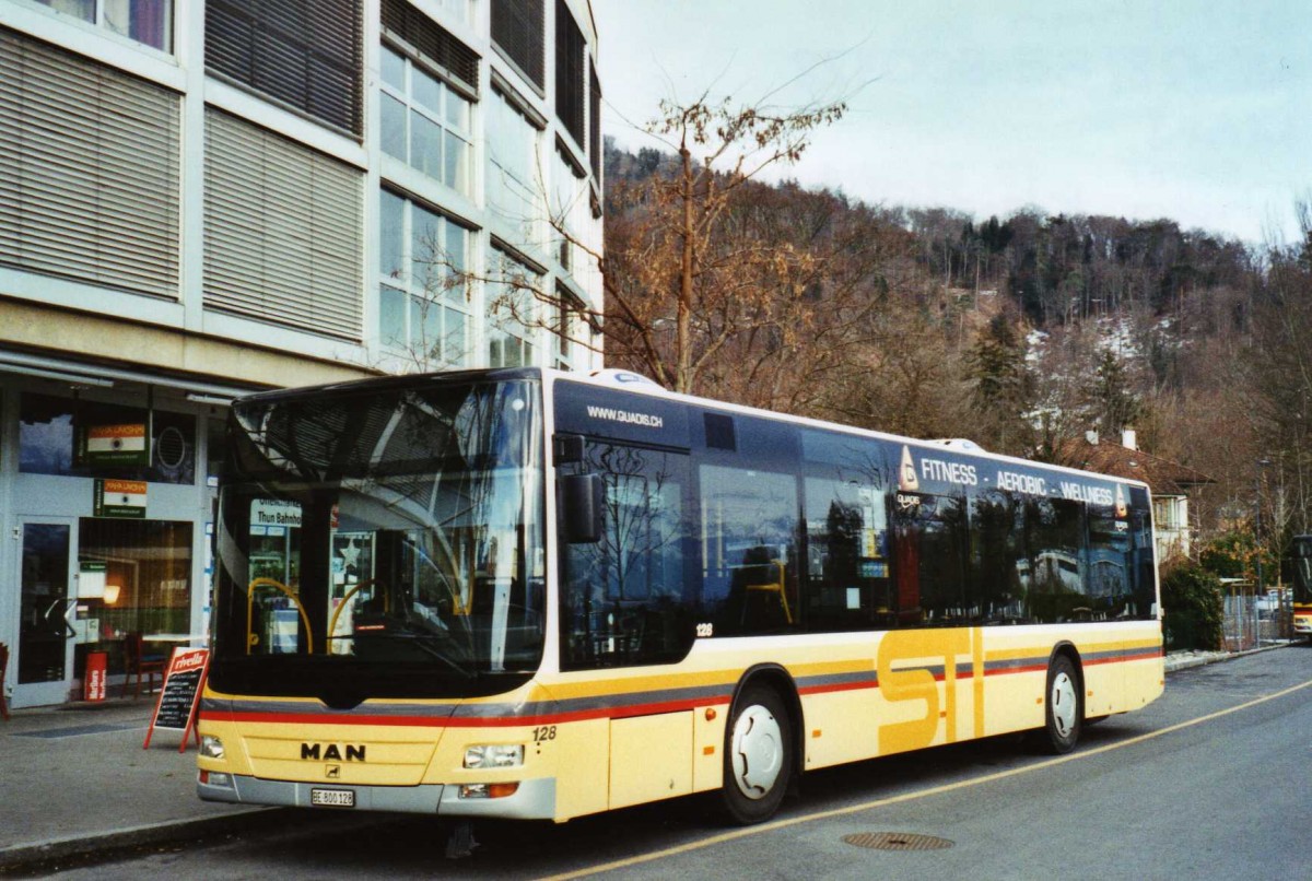 (124'532) - STI Thun - Nr. 128/BE 800'128 - MAN am 18. Februar 2010 bei der Schiffl�ndte Thun