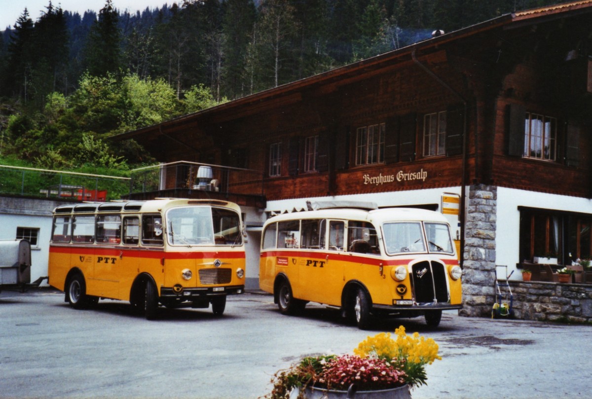 (126'702) - Schmid, Th�rishaus - Nr. 9/BE 26'105 - Saurer/R&J (ex Geiger, Adelboden Nr. 9) + Nr. 3/BE 26'760 - Saurer/Gangloff (ex Geiger, Adelboden Nr. 3) am 29. Mai 2010 auf der Griesalp