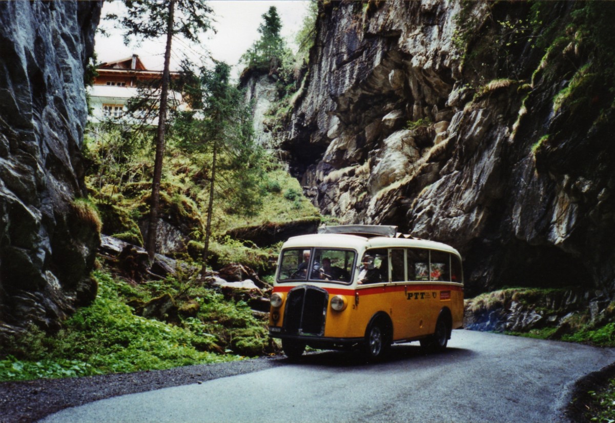 (126'727) - Schmid, Th�rishaus - Nr. 3/BE 26'760 - Saurer/Gangloff (ex Geiger, Adelboden Nr. 3) am 29. Mai 2010 in der Griesschlucht bei der Griesalp