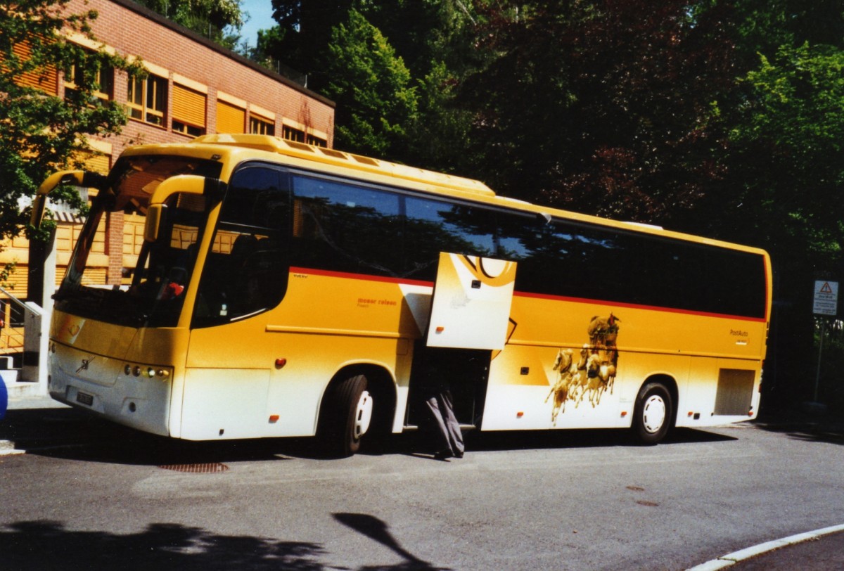 (126'814) - Moser, Flaach - Nr. 16/ZH 378'335 - Volvo am 6. Juni 2010 in Winterthur, Altersheim Br�hlgut