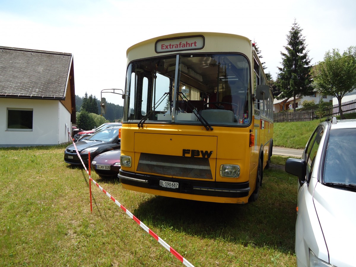(127'506) - Aus der Schweiz: Heuberger, Zwingen - BL 190'687 - FBW/T�scher (ex Kurhaus Val Sinestra, Sent; ex Mark, Andeer; ex Fravi, Andeer) am 3. Juli 2010 bei Eisenbach