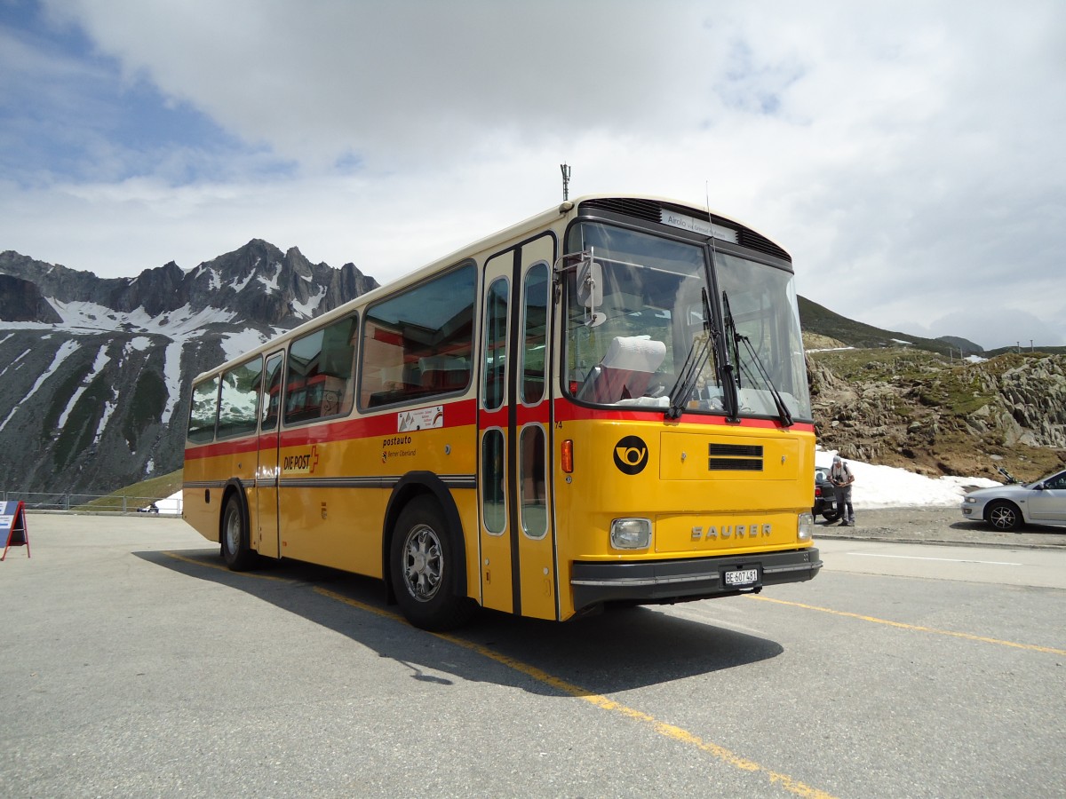 (127'555) - AVG Meiringen - Nr. 74/BE 607'481 - Saurer/R&J (ex P 24'357) am 4. Juli 2010 in Nufenen, Passh�he