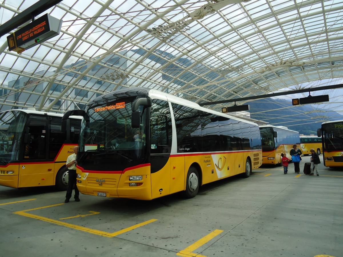 (128'725) - PostAuto Graub�nden - GR 162'977 - MAN am 13. August 2010 in Chur, Postautostation