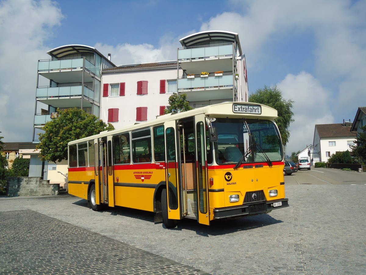 (128'783) - Osthues, Teufen - Nr. 15/AR 17'057 - Saurer/Leyland-Hess (ex AVG Grindelwald Nr. 15; ex RhV Altst�tten Nr. 42) am 21. August 2010 in Engelburg, Post