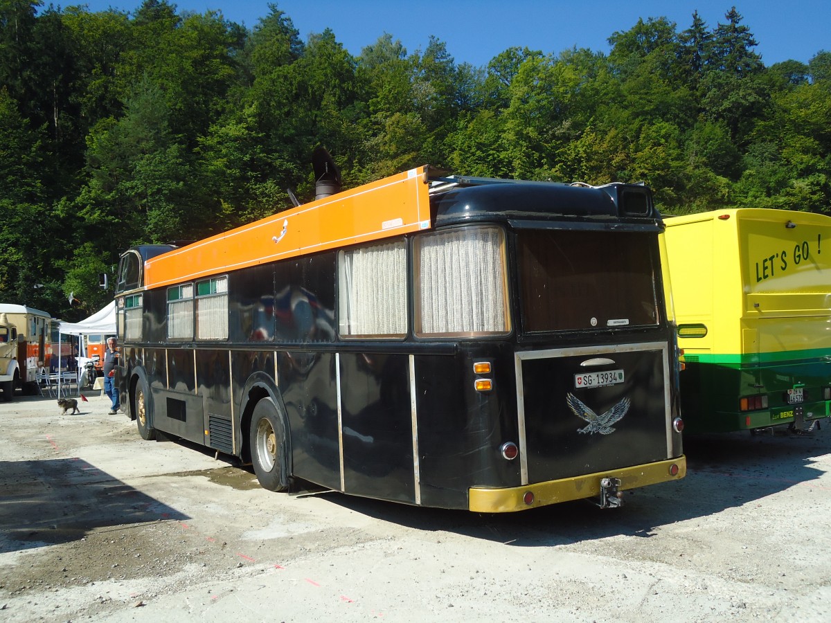 (128'987) - Schneider, Schmerikon - SG 13'934 - FBW/T�scher Hochlenker (ex Basler, Hofstetten; ex VBZ Z�rich Nr. 244) am 22. August 2010 in Thayngen, Wohnbustreffen