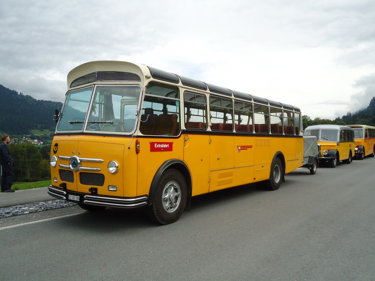 (129'892) - Inkamp, Altendorf - SZ 102'180 - Saurer/FHS (ex Stebler, Basel; ex Reber, Basel; ex Eggenberger, M�riken; ex Ott, Wetzikon; ex OPC Ennetb�rgen Nr. 3; ex AVG Grindelwald; ex P 24'143) am 18. September 2010 in Castrisch, Schleps
