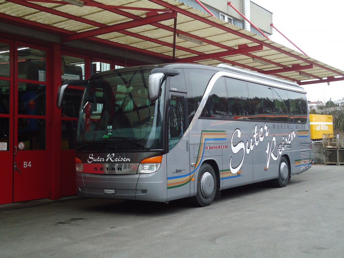 (131'031) - Suter, W�renlingen - AG 444'416 - Setra am 17. November 2010 in Kloten, EvoBus