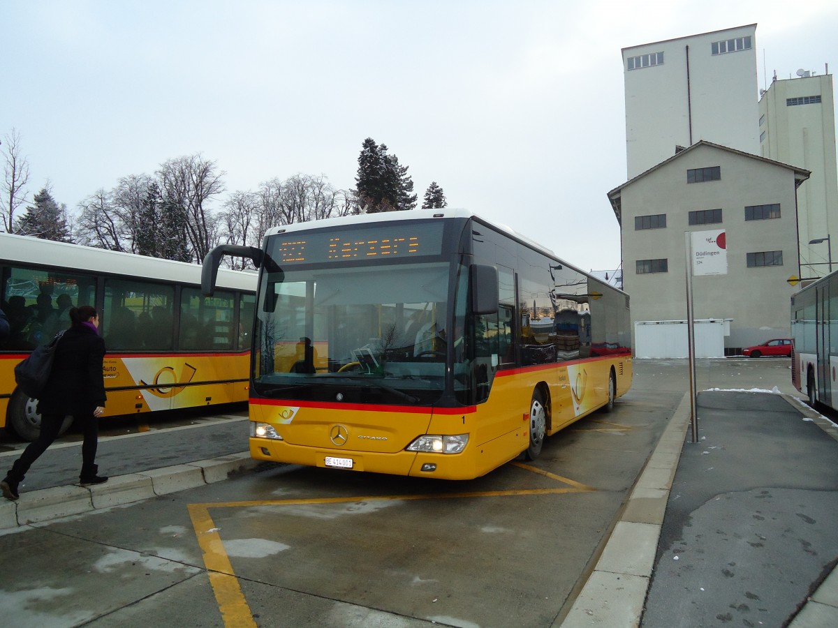 (131'109) - Klopfstein, Laupen - Nr. 1/BE 414'001 - Mercedes am 26. November 2010 beim Bahnhof D�dingen