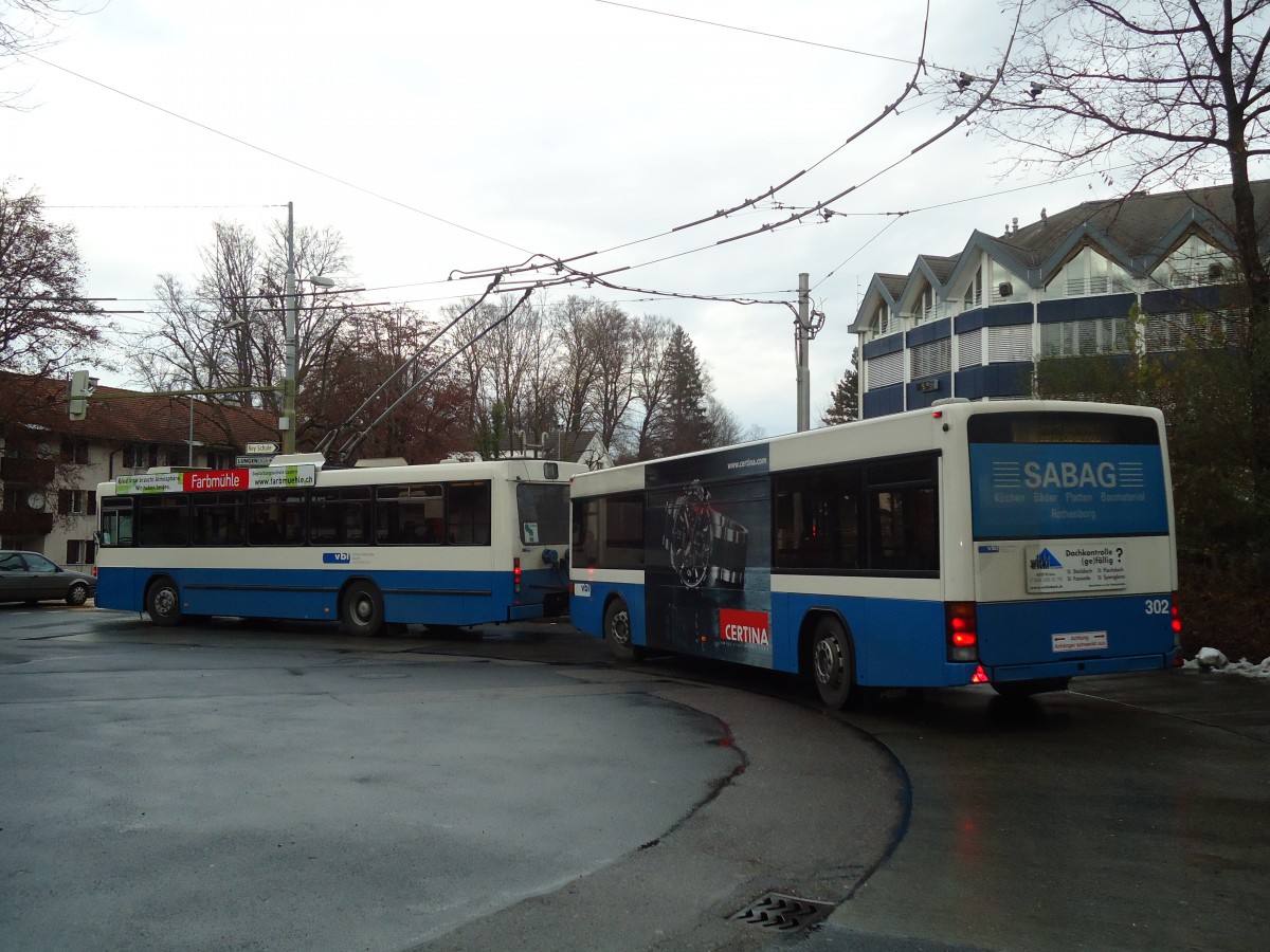 (131'490) - VBL Luzern - Nr. 302 - Lanz+Marti/Hess Personenanh�nger am 8. Dezember 2010 in Luzern, Maihof
