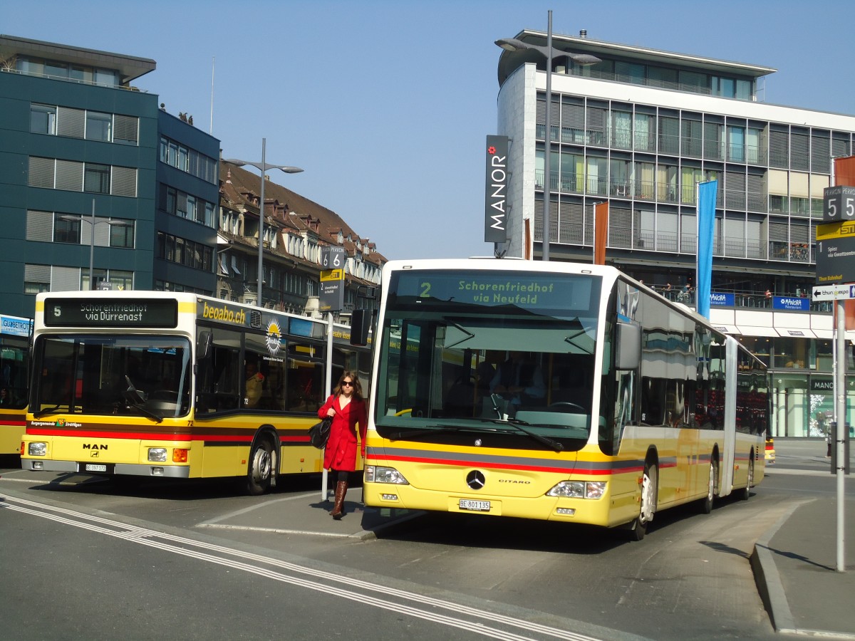 (132'765) - STI Thun - Nr. 135/BE 801'135 - Mercedes am 8. M�rz 2011 beim Bahnhof Thun