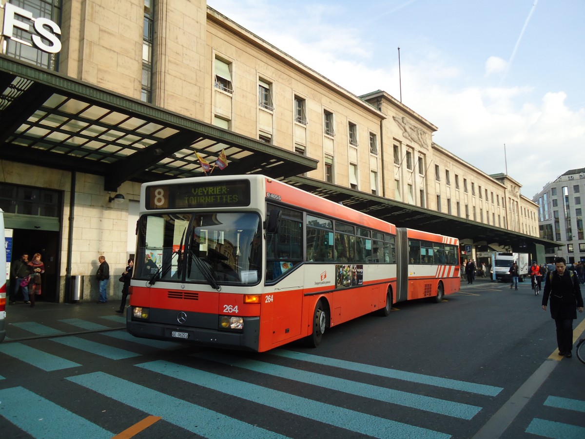 (132'794) - TPG Gen�ve - Nr. 264/GE 96'251 - Mercedes am 10. M�rz 2011 beim Bahnhof Gen�ve