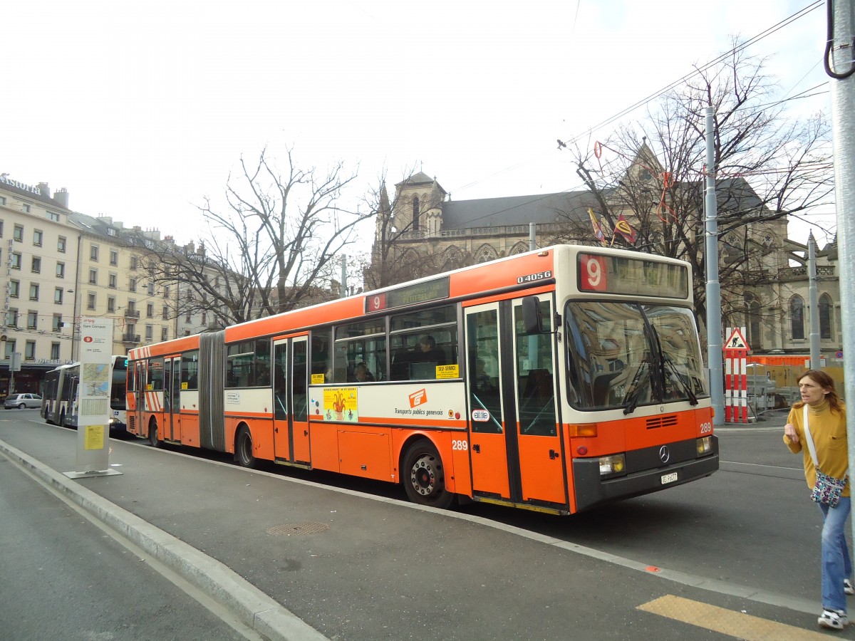 (132'813) - TPG Gen�ve - Nr. 289/GE 96'077 - Mercedes am 10. M�rz 2011 beim Bahnhof Gen�ve