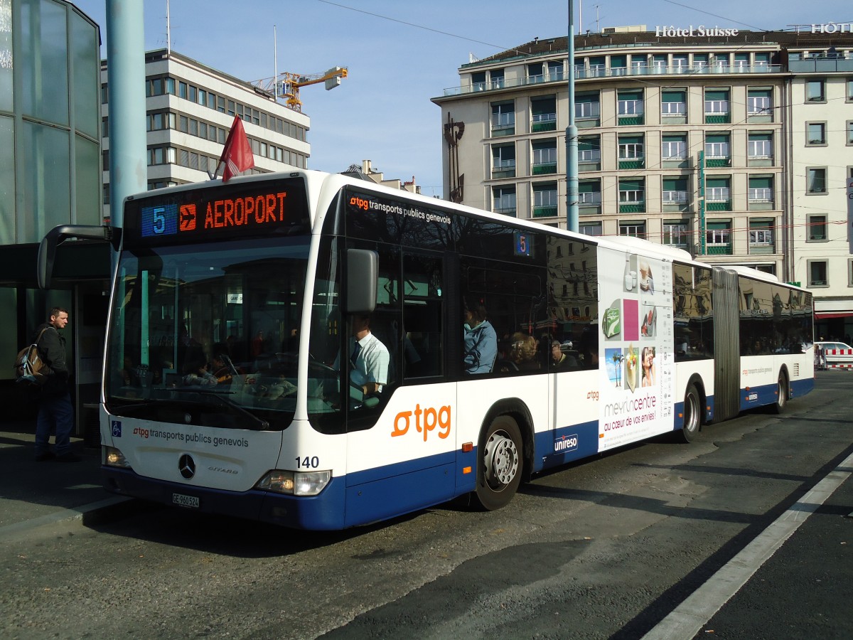 (132'939) - TPG Gen�ve - Nr. 140/GE 960'524 - Mercedes am 10. M�rz 2011 beim Bahnhof Gen�ve