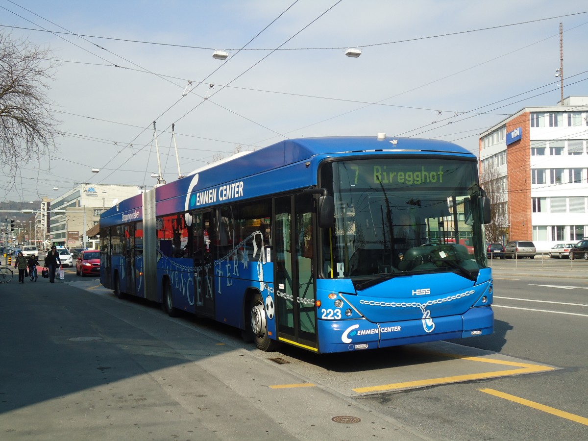 (133'000) - VBL Luzern - Nr. 223 - Hess/Hess Gelenktrolleybus am 11. M�rz 2011 in Luzern, Weinbergli