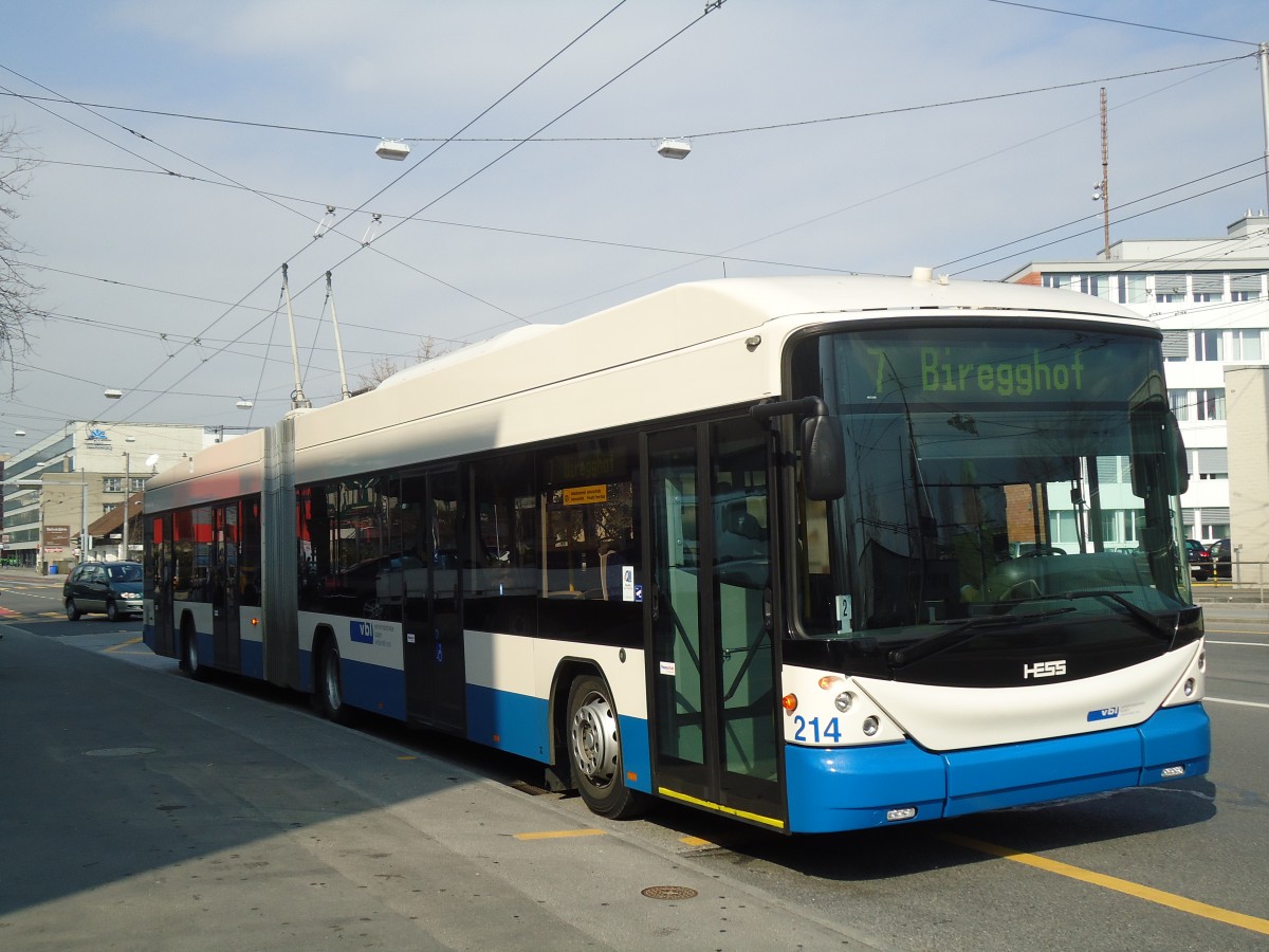 (133'003) - VBL Luzern - Nr. 214 - Hess/Hess Gelenktrolleybus am 11. M�rz 2011 in Luzern, Weinbergli