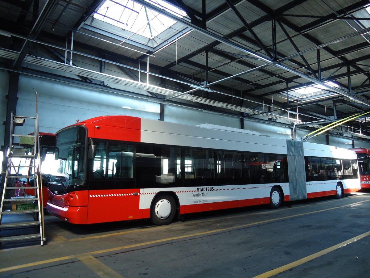 (133'101) - SW Winterthur - Nr. 118 - Hess/Hess Gelenktrolleybus am 20. M�rz 2011 in Winterthur, Depot Gr�zefeld