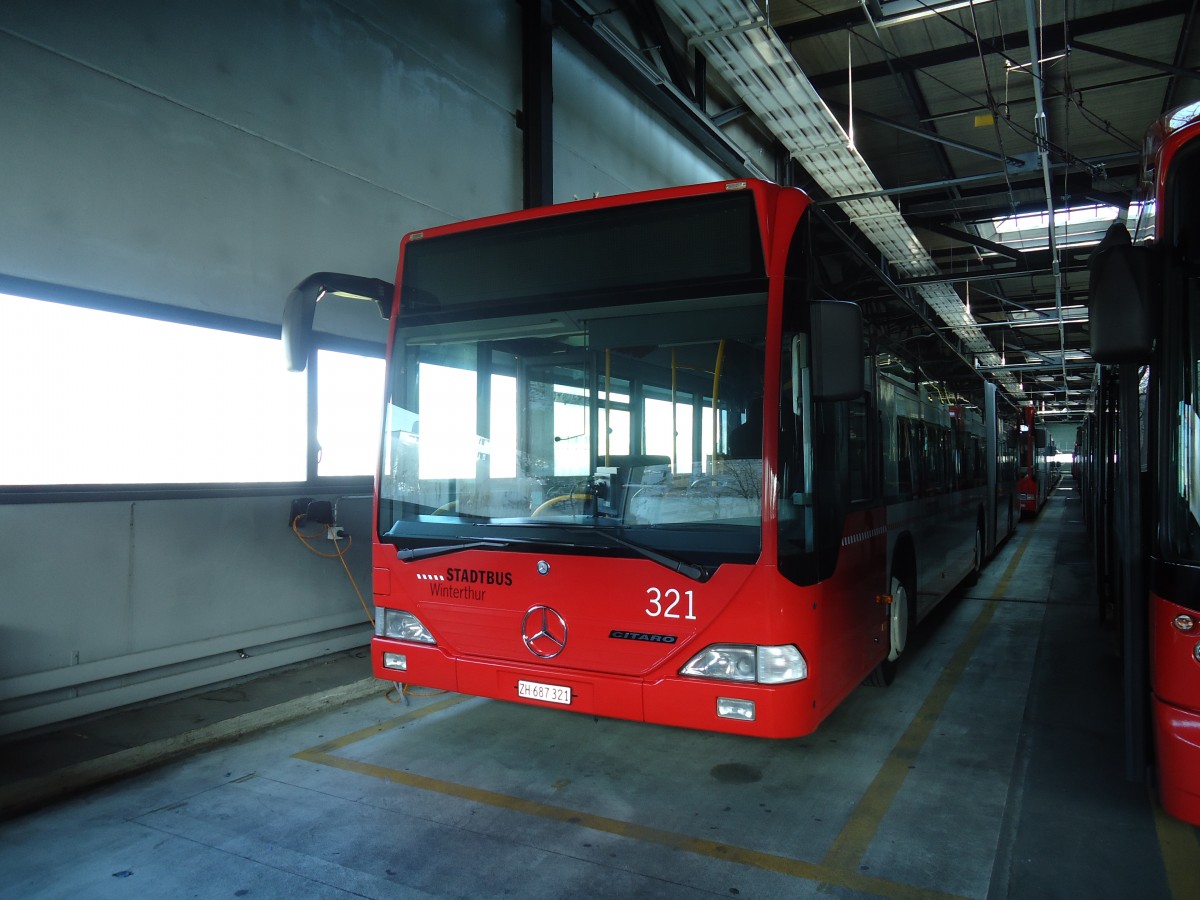 (133'103) - SW Winterthur - Nr. 321/ZH 687'321 - Mercedes am 20. M�rz 2011 in Winterthur, Depot Gr�zefeld