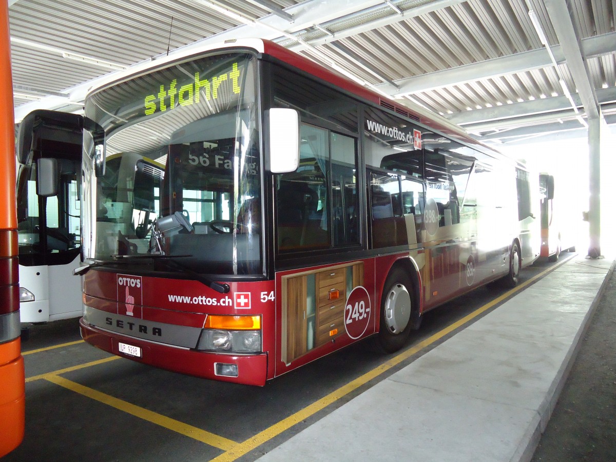 (133'635) - AAGU Altdorf - Nr. 54/UR 9298 - Setra (ex Vorf�hrfahrzeug EvoBus) am 14. Mai 2011 in Schattdorf, Garage