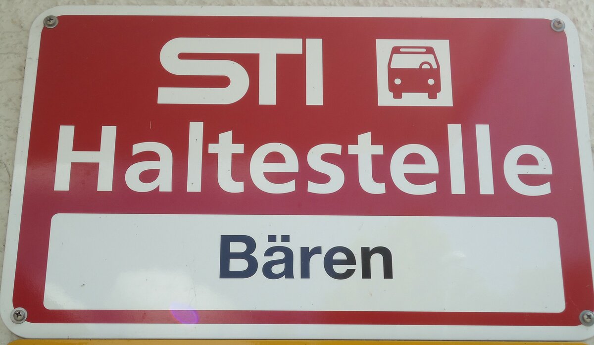 (133'870) - STI-Haltestellenschild - Schwarzenegg, B�ren - am 28. Mai 2011