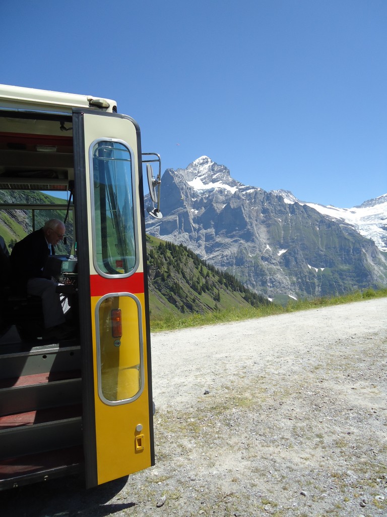 (134'717) - AVG Meiringen - Nr. 74/BE 607'481 - Saurer/R&J (ex P 24'357) am 3. Juli 2011 in Grindelwald, Bachl�ger (Teilaufnahme)