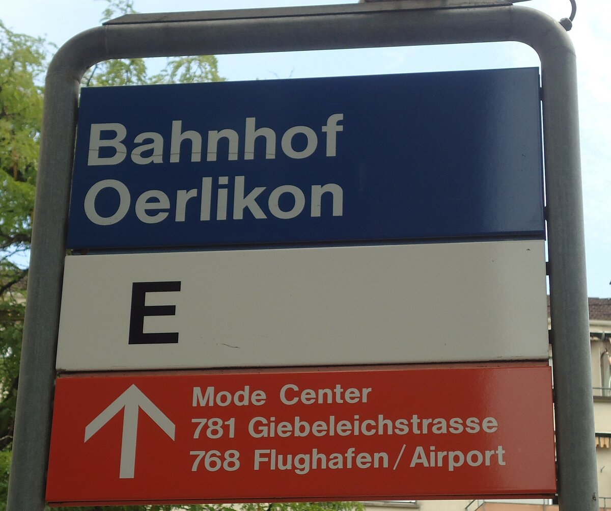 (134'869) - ZVV-Haltestellenschild - Z�rich-Oerlikon, Bahnhof - am 10. Juli 2011
