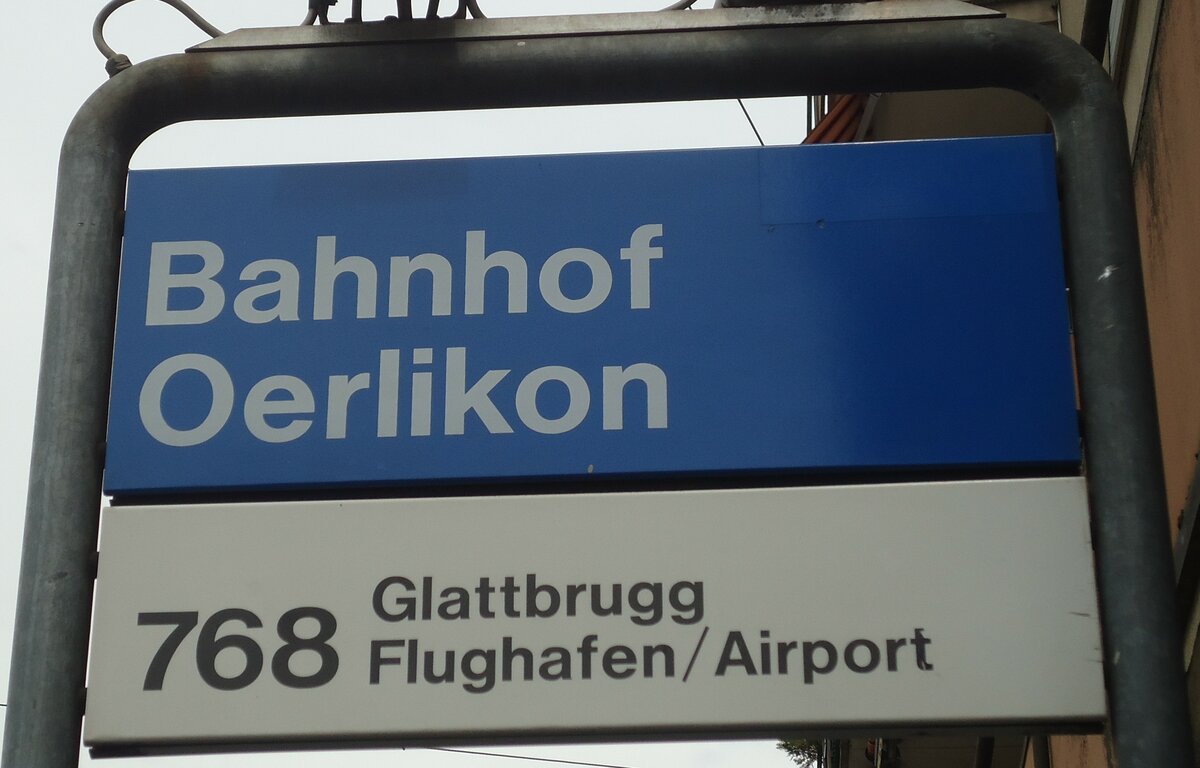 (134'873) - ZVV-Haltestellenschild - Z�rich-Oerlikon, Bahnhof - am 10. Juli 2011