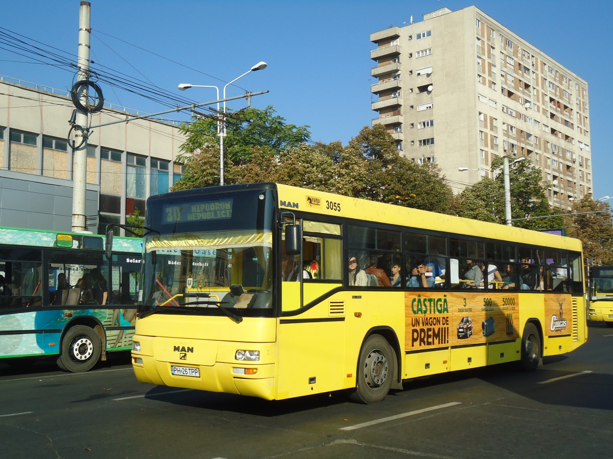 (136'427) - RATP Ploiesti - Nr. 3055/PH 26 TPP - MAN am 5. Oktober 2011 beim Bahnhof Ploiesti S�d