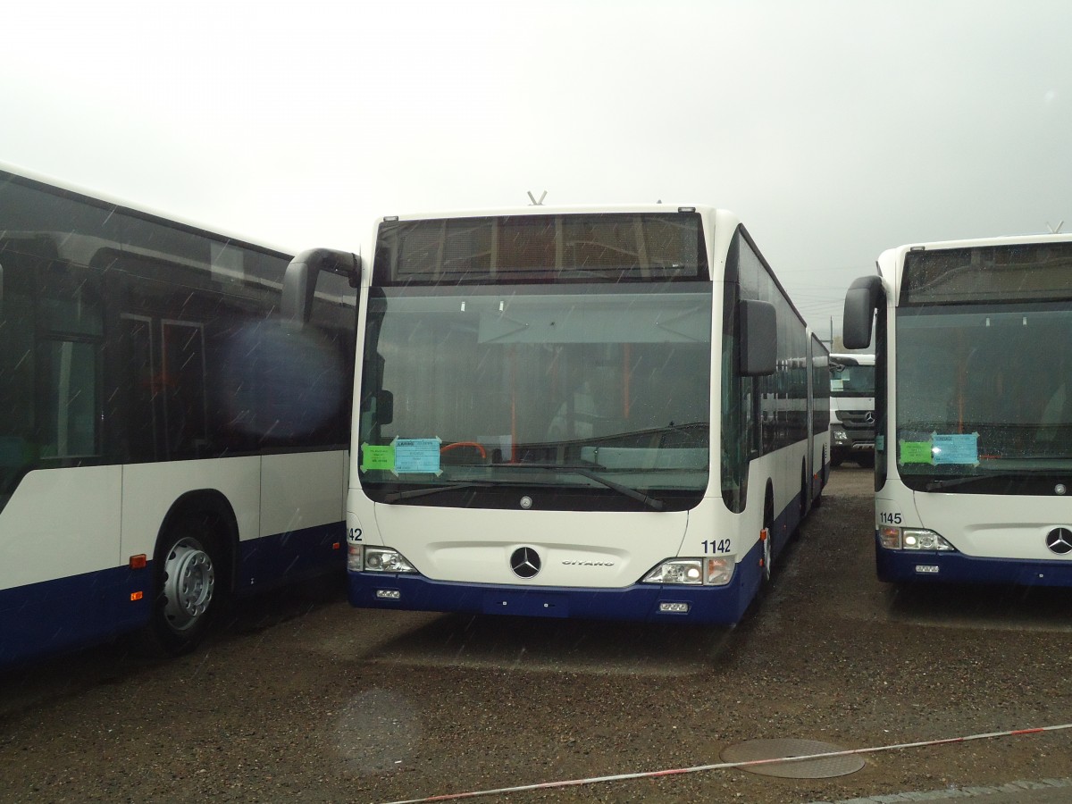 (136'628) - TPG Gen�ve - Nr. 1142 - Mercedes am 19. Oktober 2011 in Wil, Larag