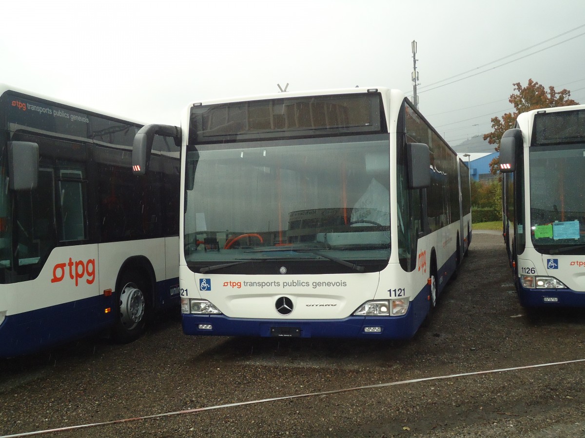 (136'633) - TPG Gen�ve - Nr. 1121 - Mercedes am 19. Oktober 2011 in Wil, Larag