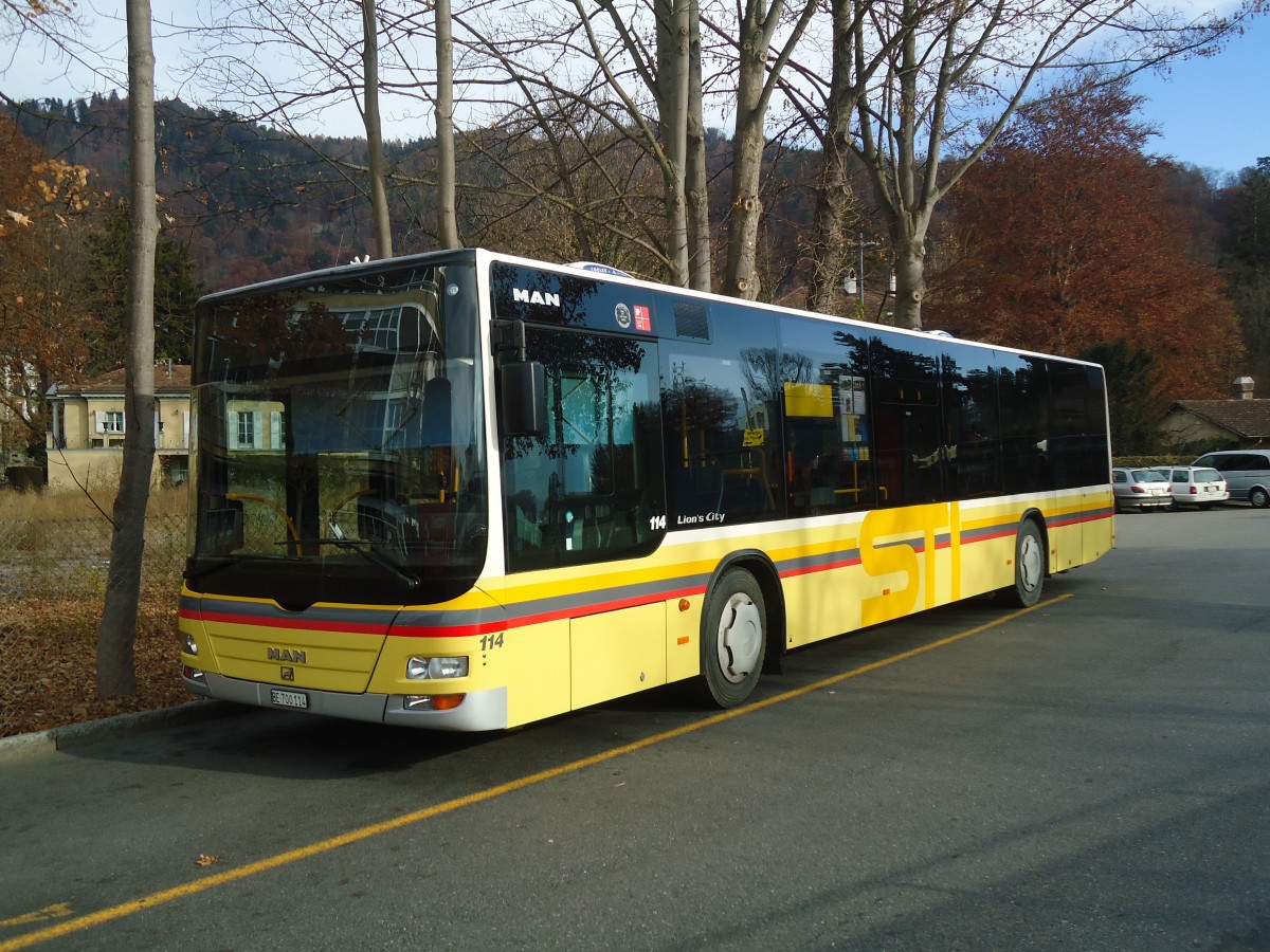 (137'072) - STI Thun - Nr. 114/BE 700'114 - MAN am 2. Dezember 2011 bei der Schiffl�ndte Thun