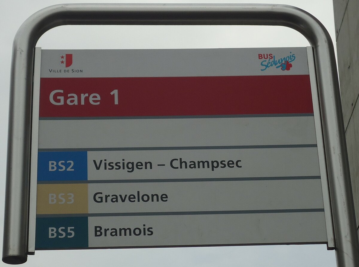 (137'784) - BUS S�dunois-Haltestellenschild - Sion, Gare - am 19. Februar 2012