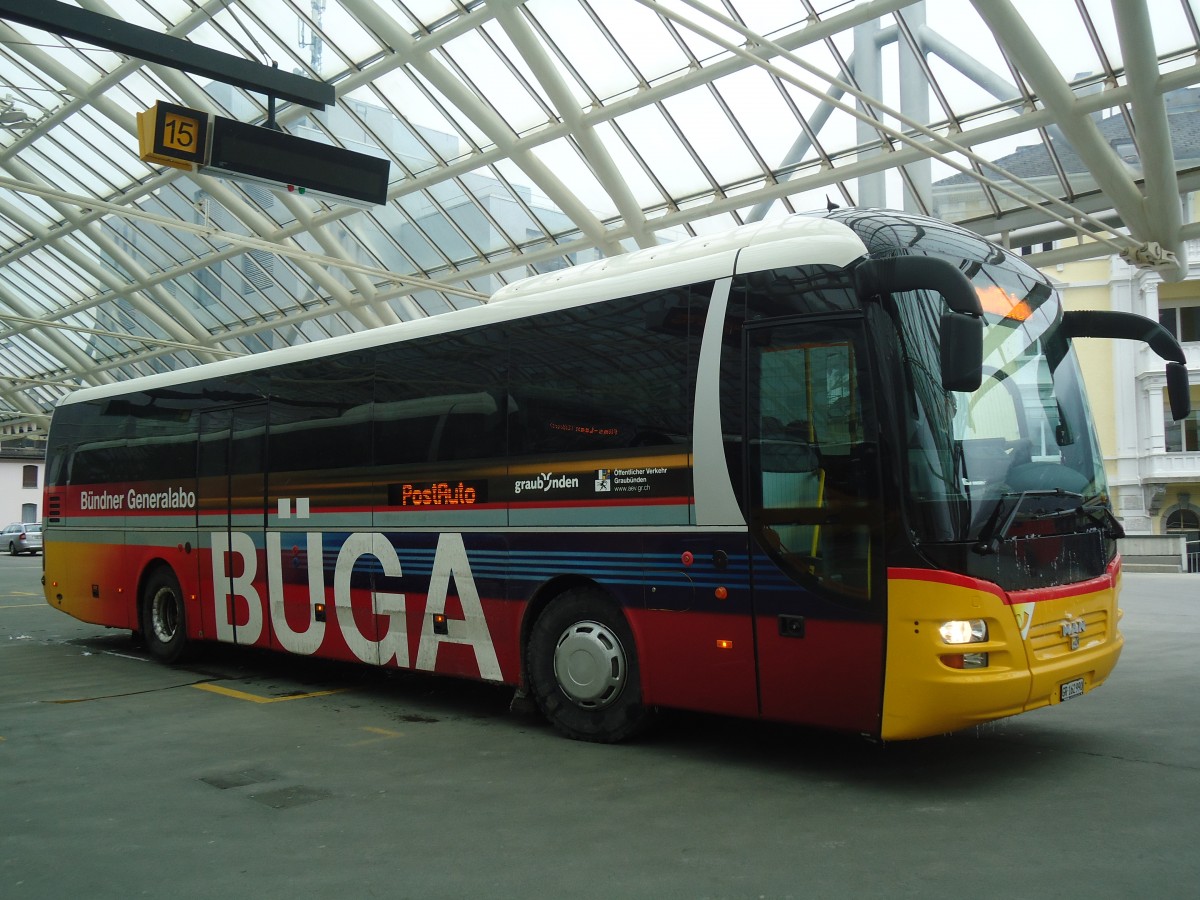 (137'876) - PostAuto Graub�nden - GR 162'990 - MAN am 5. M�rz 2012 in Chur, Postautostation