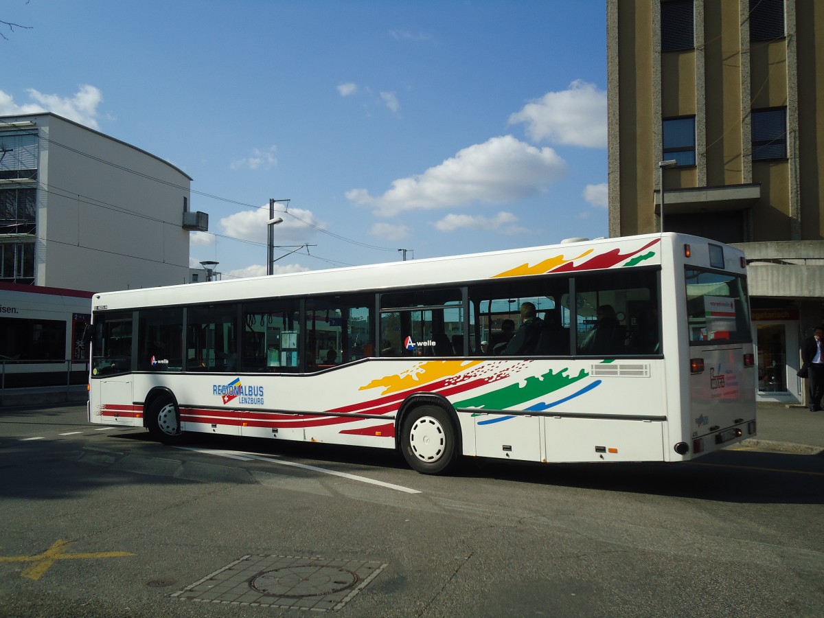 (138'088) - Knecht, Windisch - Nr. 476/AG 17'056 - Mercedes am 6. M�rz 2012 beim Bahnhof Lenzburg