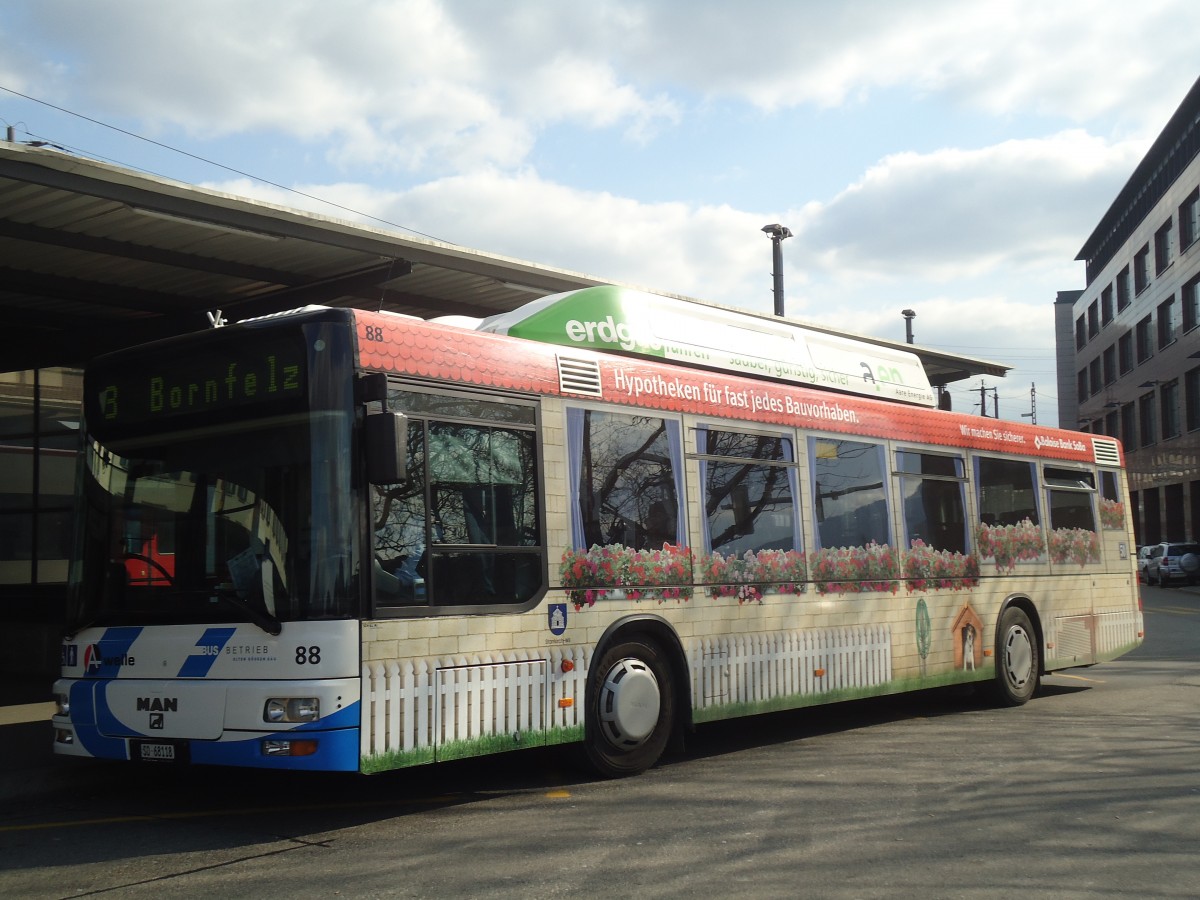 (138'124) - BOGG Wangen b.O. - Nr. 88/SO 68'118 - MAN am 6. M�rz 2012 beim Bahnhof Olten