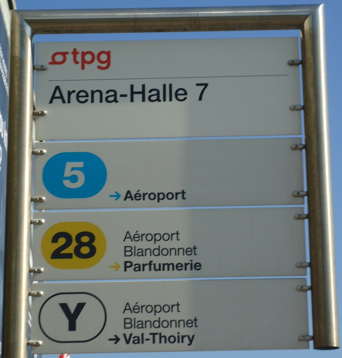 (138'177) - tpg-Haltestellenschild - Gen�ve, Arena-Halle 7 - am 9. M�rz 2012