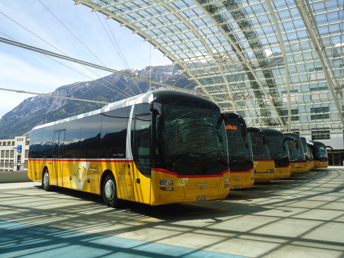 (138'900) - PostAuto Graub�nden - GR 162'984 - MAN am 17. Mai 2012 in Chur, Postautostation