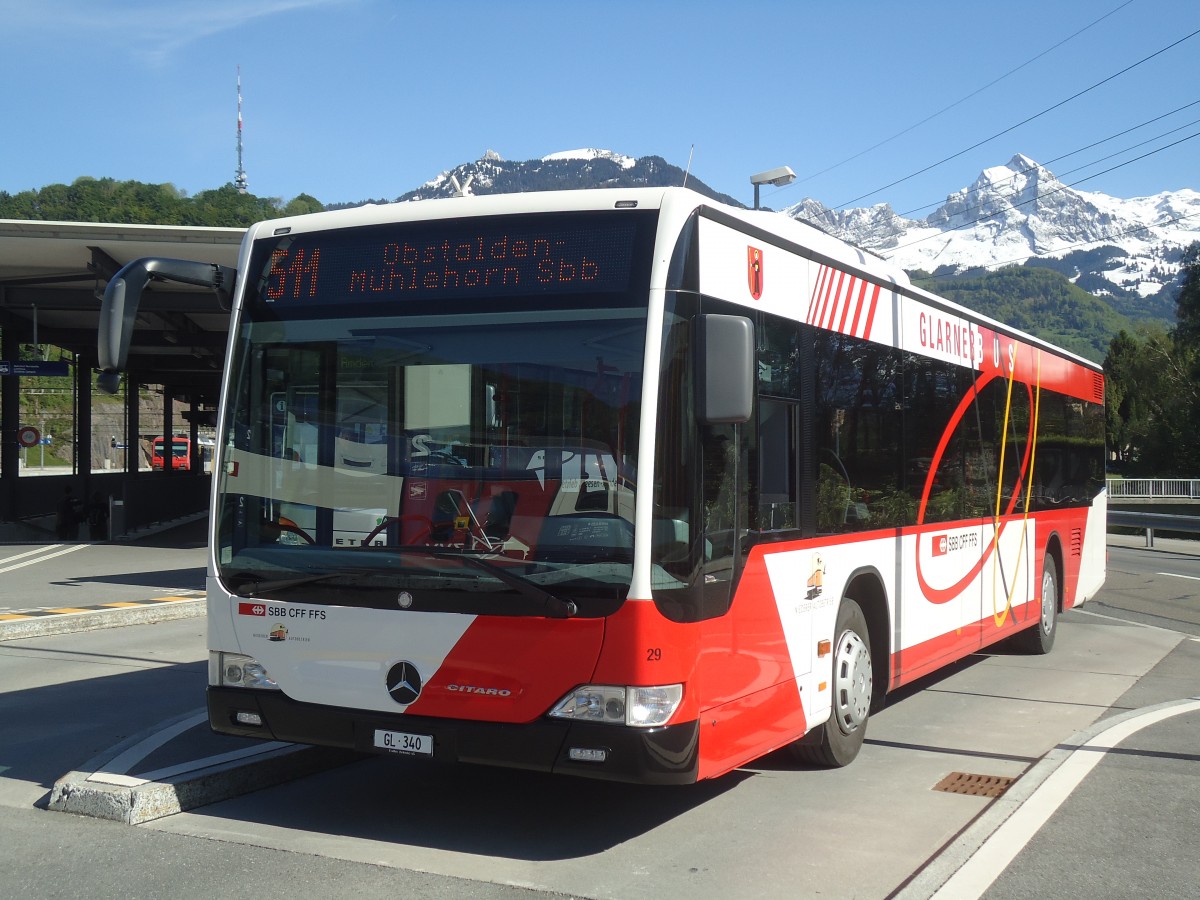 (138'973) - Niederer, Filzbach - Nr. 29/GL 340 - Mercedes am 17. Mai 2012 beim Bahnhof Ziegelbr�cke