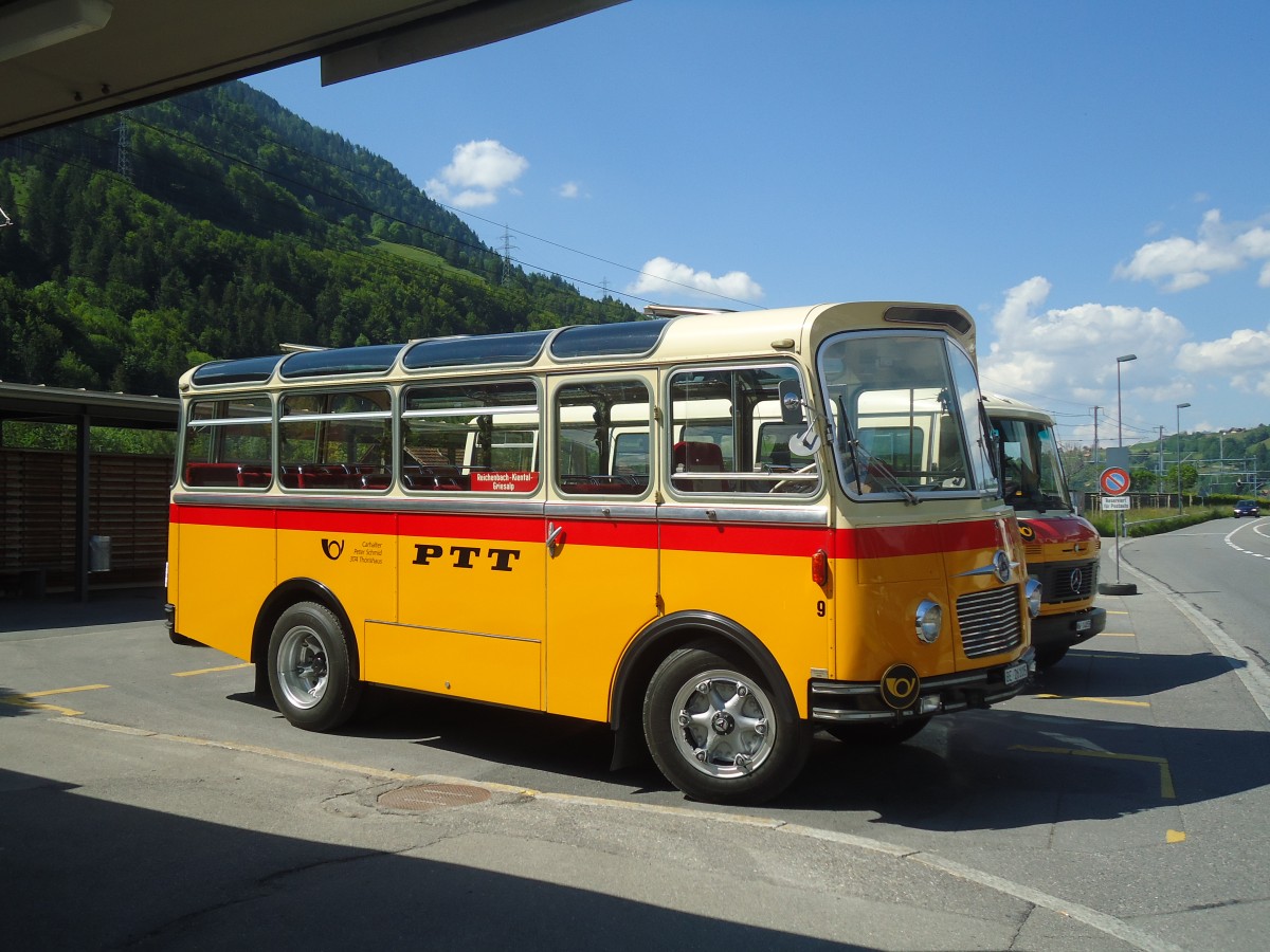 (139'162) - Schmid, Th�rishaus - Nr. 9/BE 26'105 - Saurer/R&J (ex Geiger, Adelboden Nr. 9) am 28. Mai 2012 beim Bahnhof Reichenbach