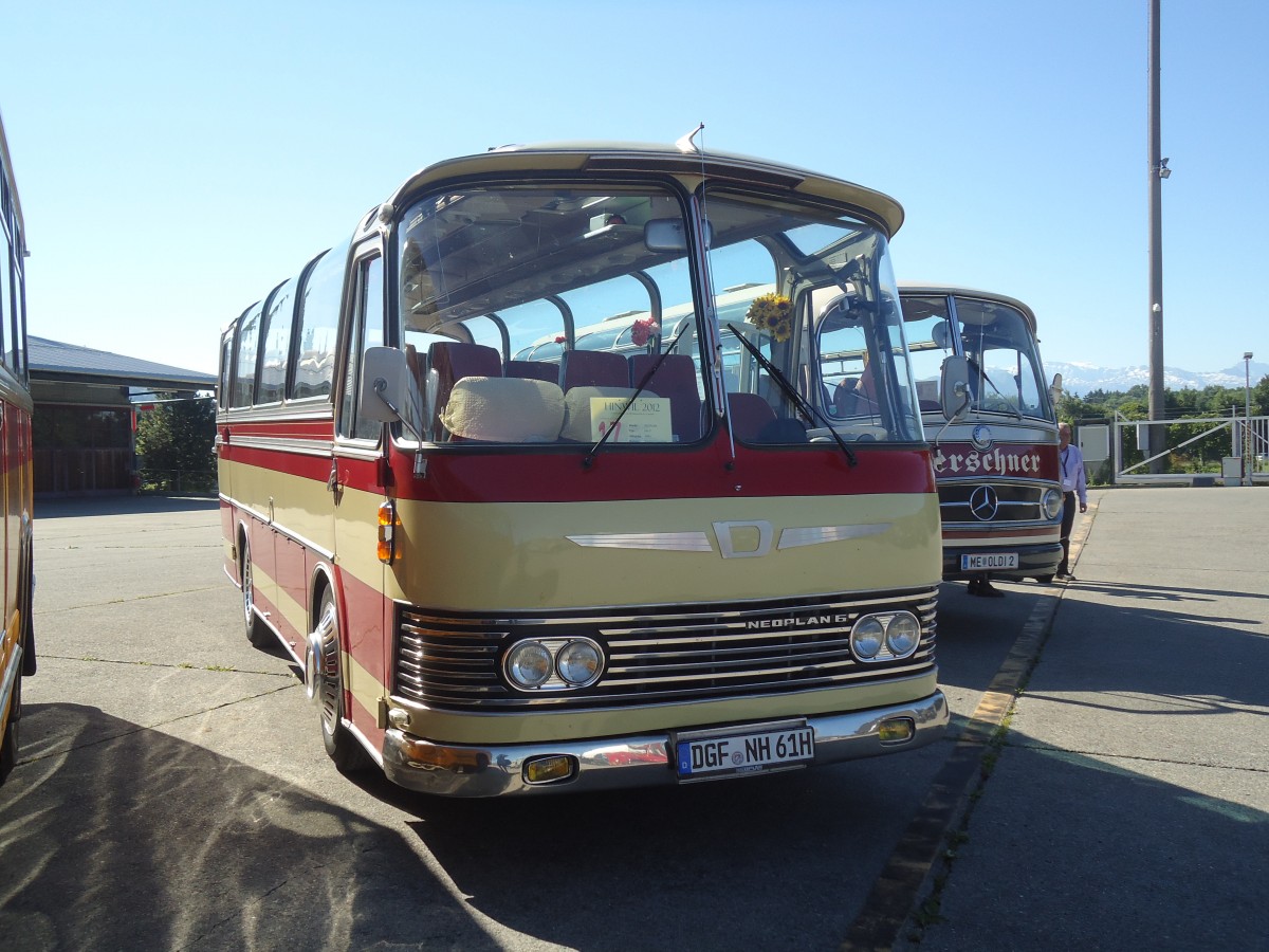 (139'516) - Aus Deutschland: Auw�rter Museum, Stuttgart - DGF-NH 61H - Neoplan am 16. Juni 2012 in Hinwil, AMP