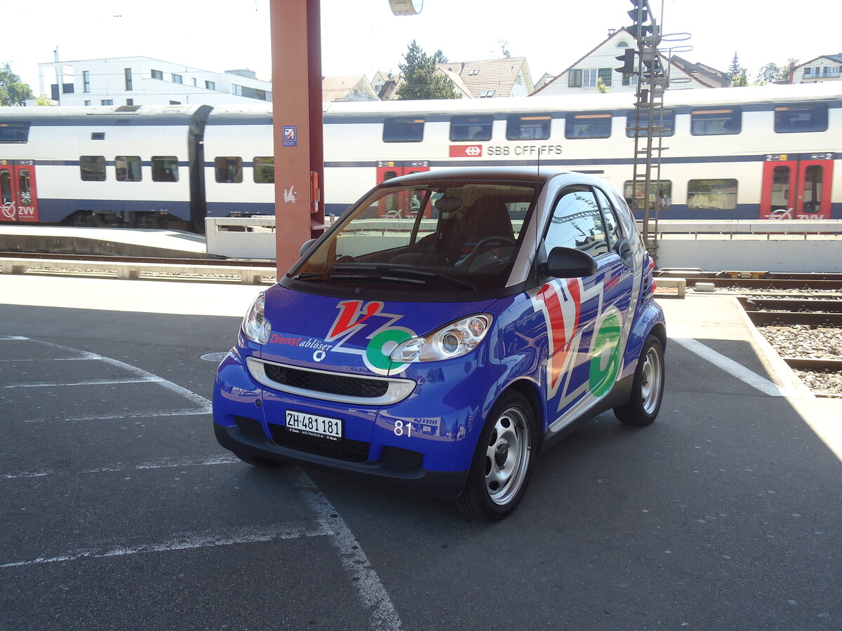 (139'812) - VZO Gr�ningen - Nr. 81/ZH 481'181 - Smart am 16. Juni 2012 beim Bahnhof Wetzikon