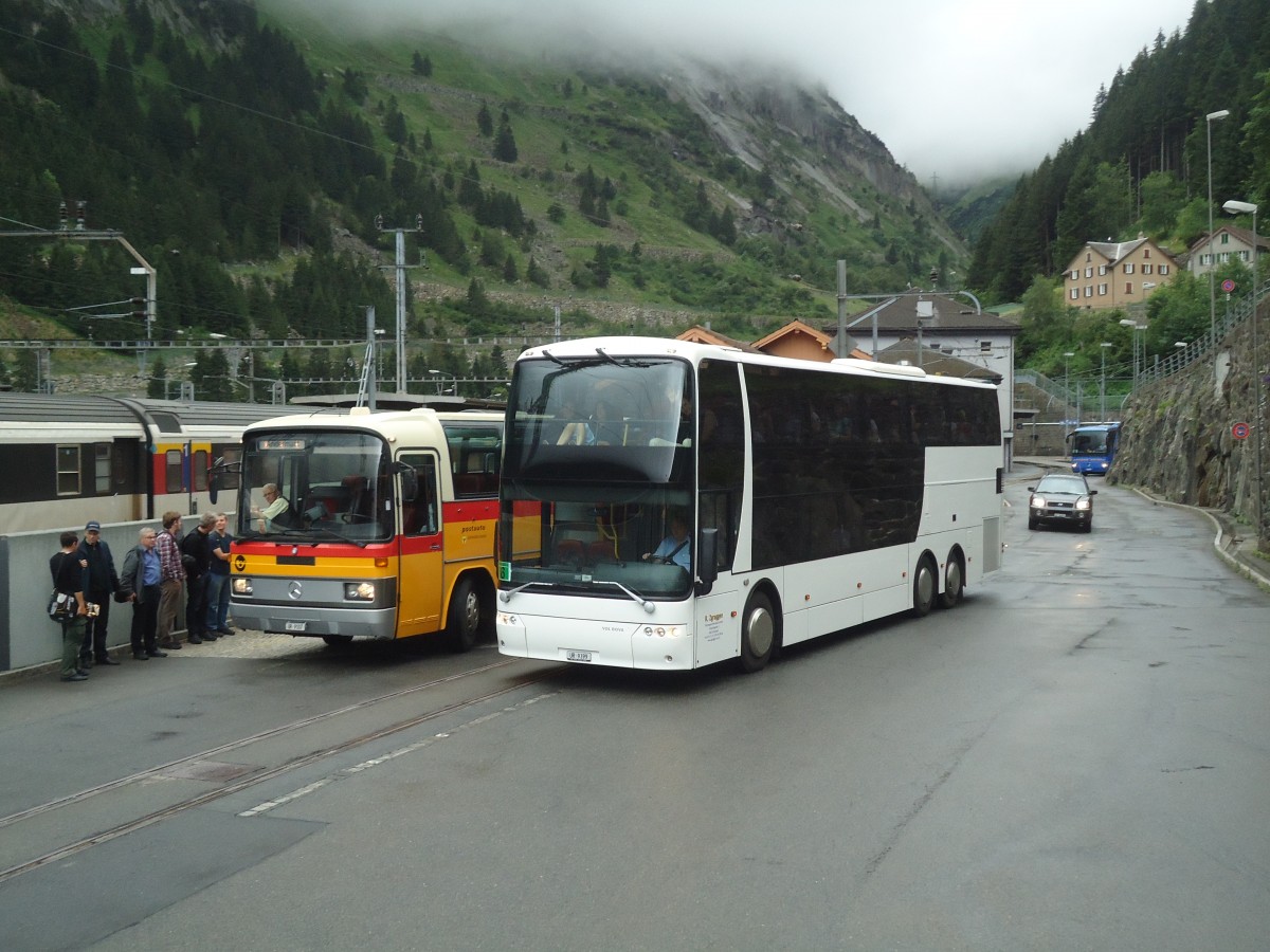 (140'375) - Zgraggen, Schattdorf - UR 9399 - Bova am 1. Juli 2012 beim Bahnhof G�schenen