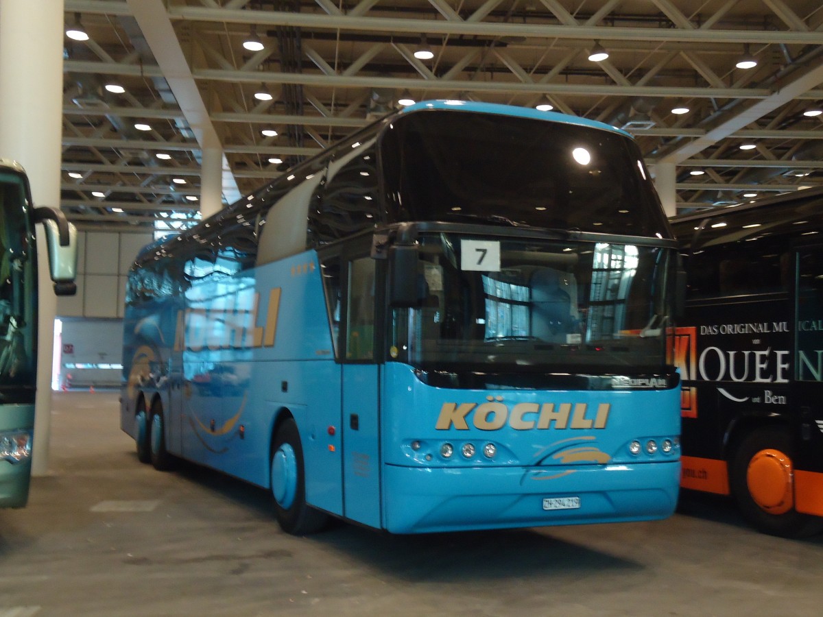 (140'501) - K�chli, Bachs - ZH 294'219 - Neoplan am 16. Juli 2012 in Basel, Basel Tattoo 2012