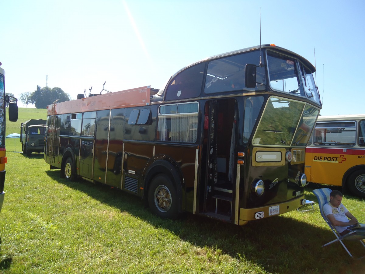 (141'171) - Schneider, Schmerikon - SG 13'934 - FBW/T�scher Hochlenker (ex Basler, Hofstetten; ex VBZ Z�rich Nr. 244) am 18. August 2012 in Affeltrangen, Kreuzegg