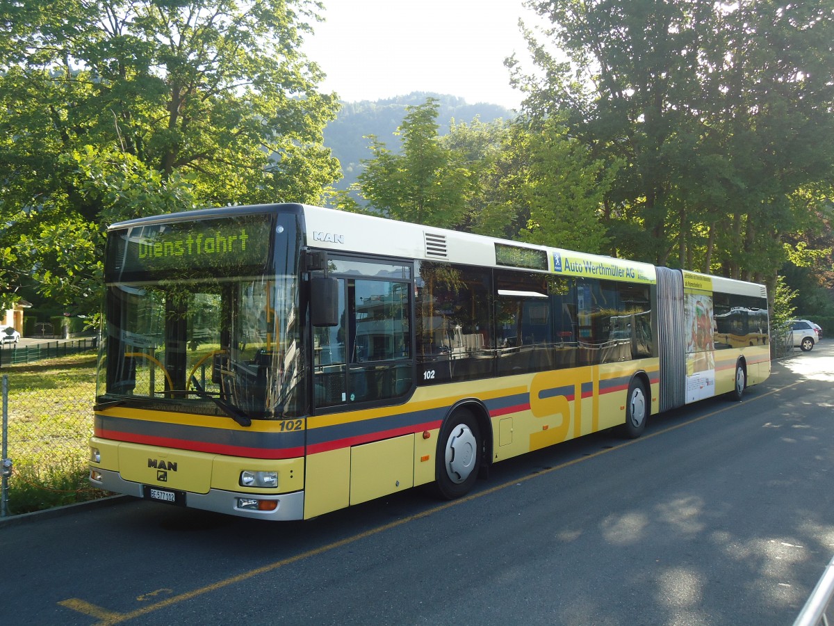 (141'225) - STI Thun - Nr. 102/BE 577'102 - MAN am 19. August 2012 bei der Schiffl�ndte Thun