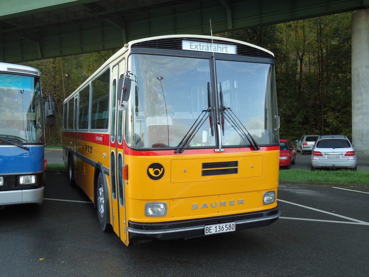 (141'972) - Schumacher, Liebefeld - BE 136'580 - Saurer/T�scher (ex Zimmermann, Niederwangen; ex P 24'289) am 21. Oktober 2012 in Flamatt, Bernstrasse