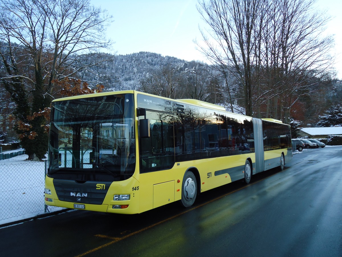 (142'304) - STI Thun - Nr. 145/BE 801'145 - MAN am 3. Dezember 2012 bei der Schiffl�ndte Thun