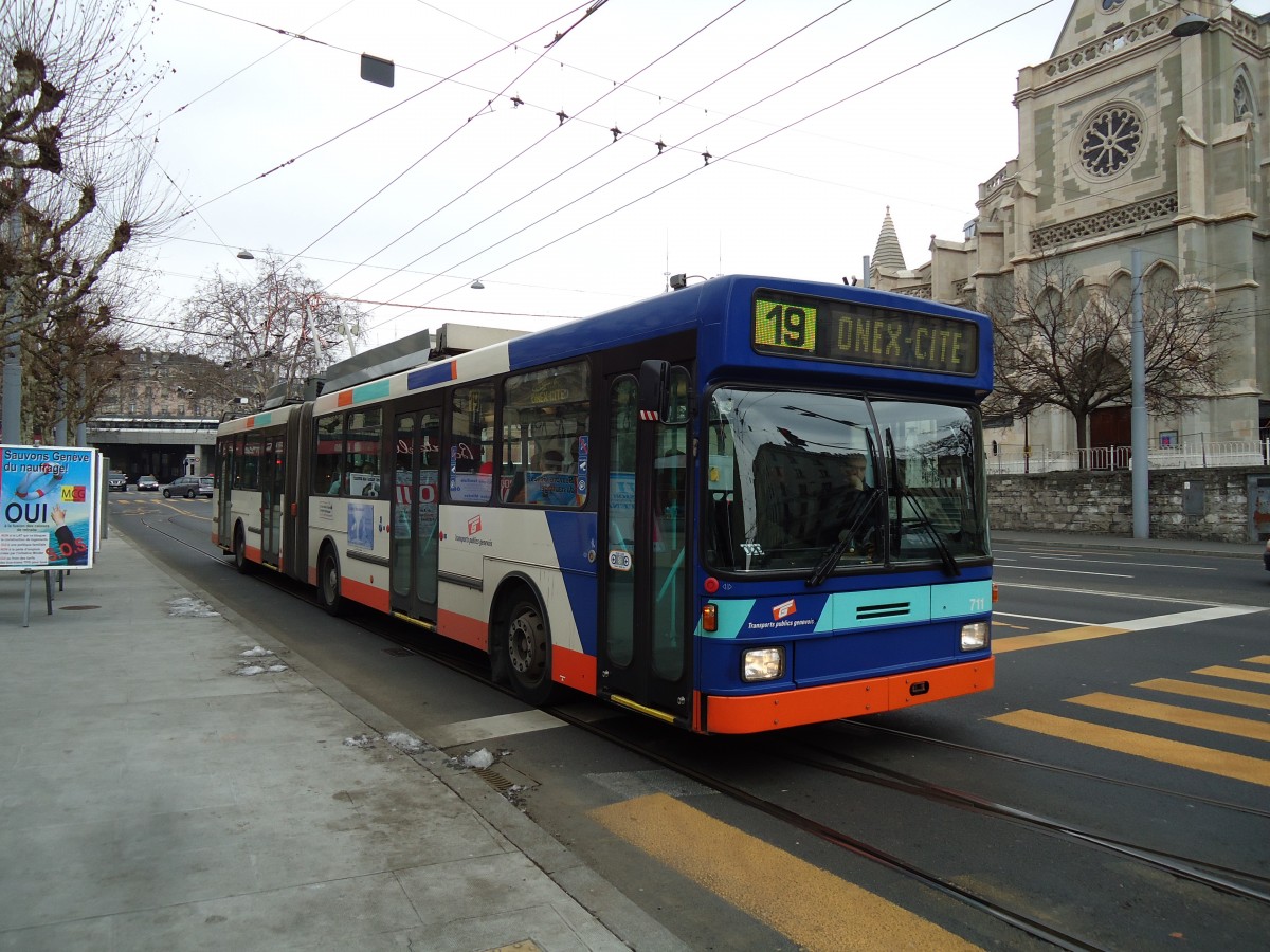 (143'392) - TPG Gen�ve - Nr. 711 - NAW/Hess Gelenktrolleybus am 22. Februar 2013 in Gen�ve
