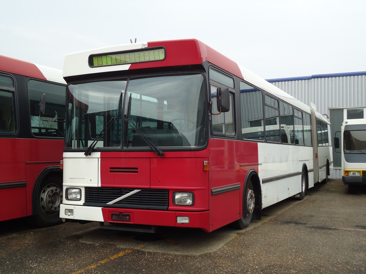 (143'524) - TPF Fribourg - Nr. 504 - Volvo/Hess Gelenkduobus (ex TF Fribourg Nr. 104) am 23. M�rz 2013 in Biel, Rattinbus